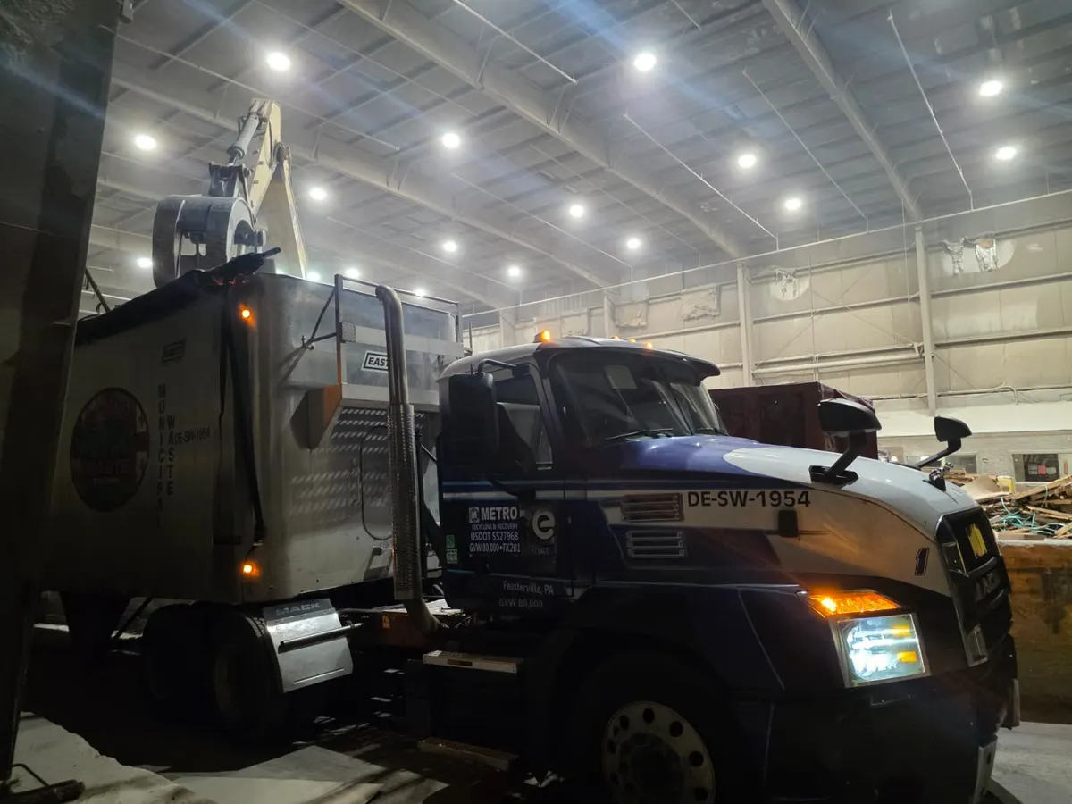 Transfer station hauling operations for commercial waste in the Philadelphia metro