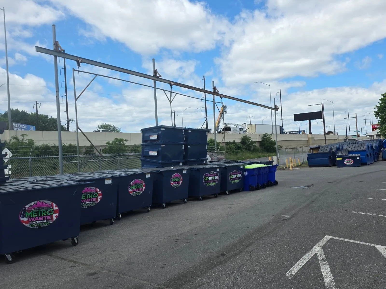 Metro Waste Solutions commercial waste pickup at a Philadelphia metro business location — reliable trash service photo 5