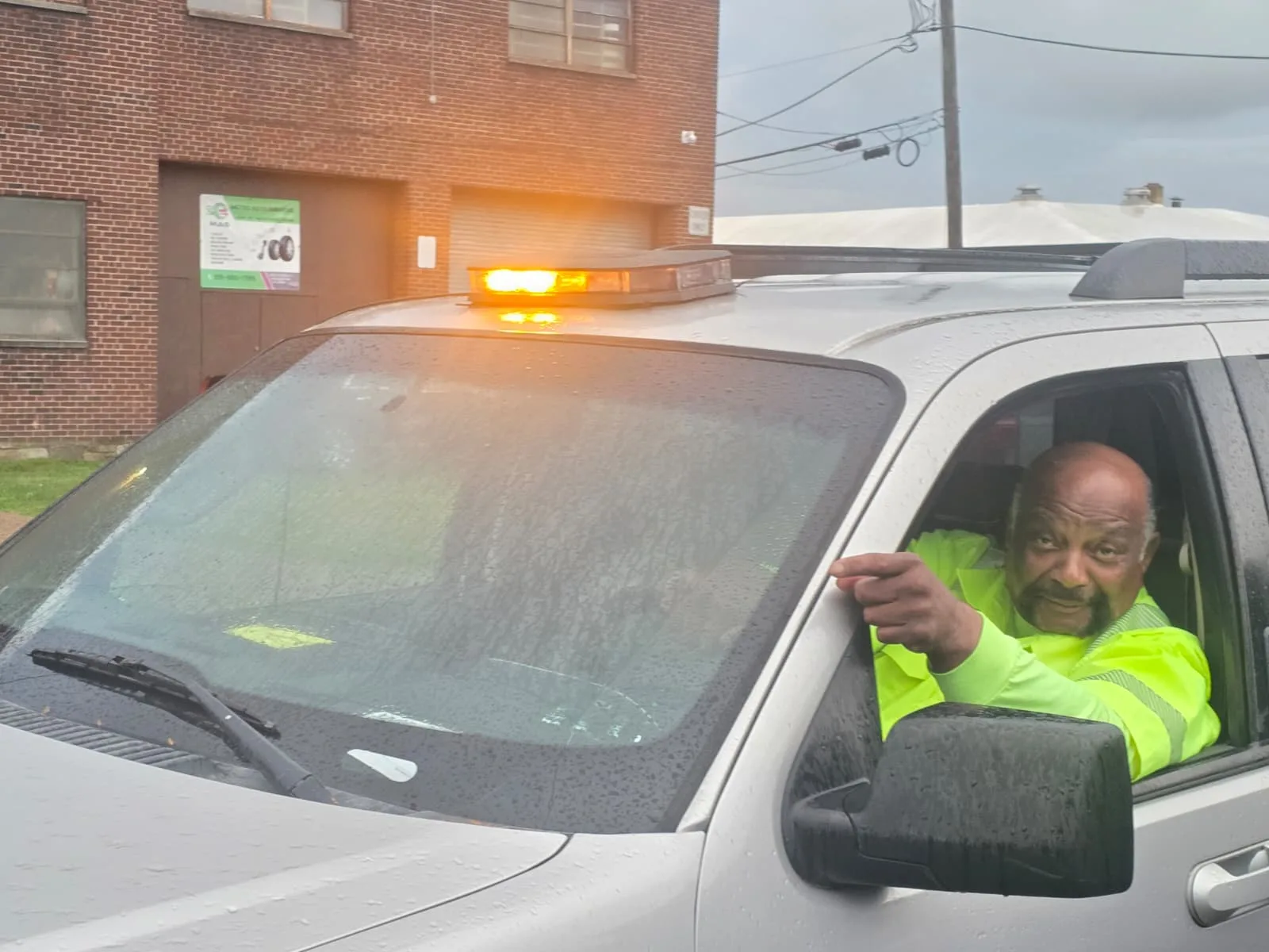 Metro Waste Solutions commercial waste pickup at a Philadelphia metro business location — reliable trash service photo 9