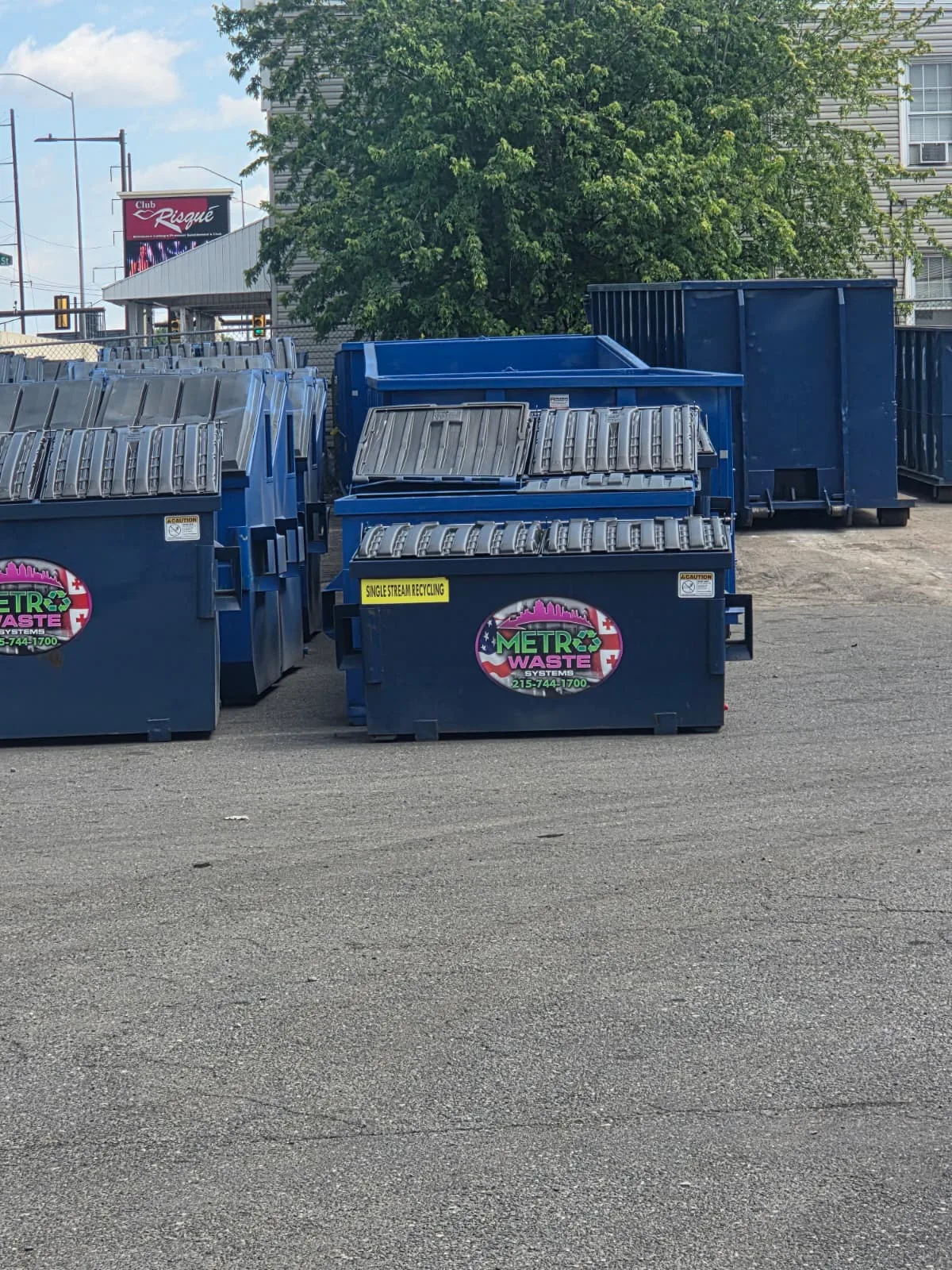 Metro Waste Solutions commercial waste pickup at a Philadelphia metro business location — reliable trash service photo 10