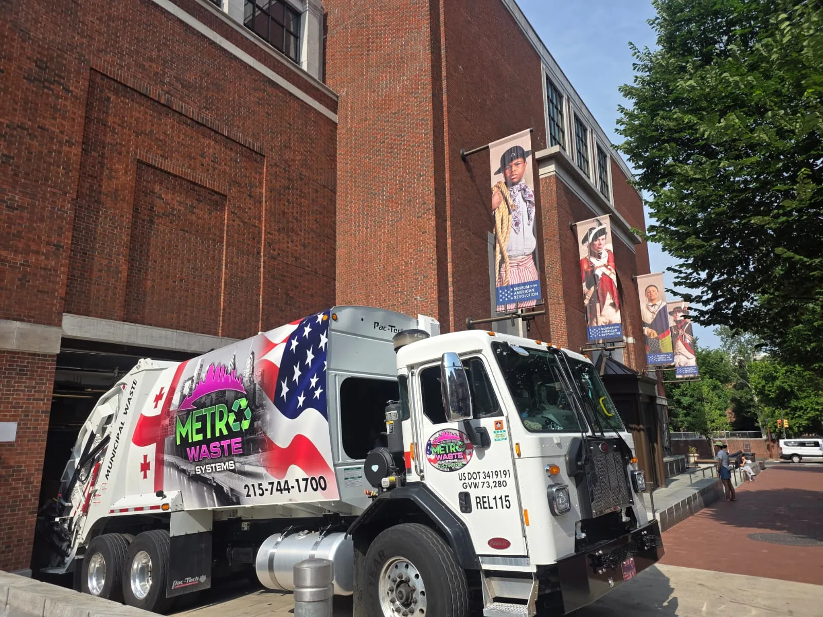 Metro Waste Solutions commercial waste fleet and yard operations in Philadelphia — trucks, containers and dispatch photo 1