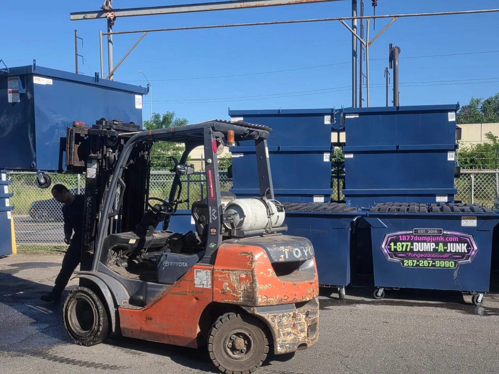 Metro Waste Solutions commercial waste fleet and yard operations in Philadelphia — trucks, containers and dispatch photo 8