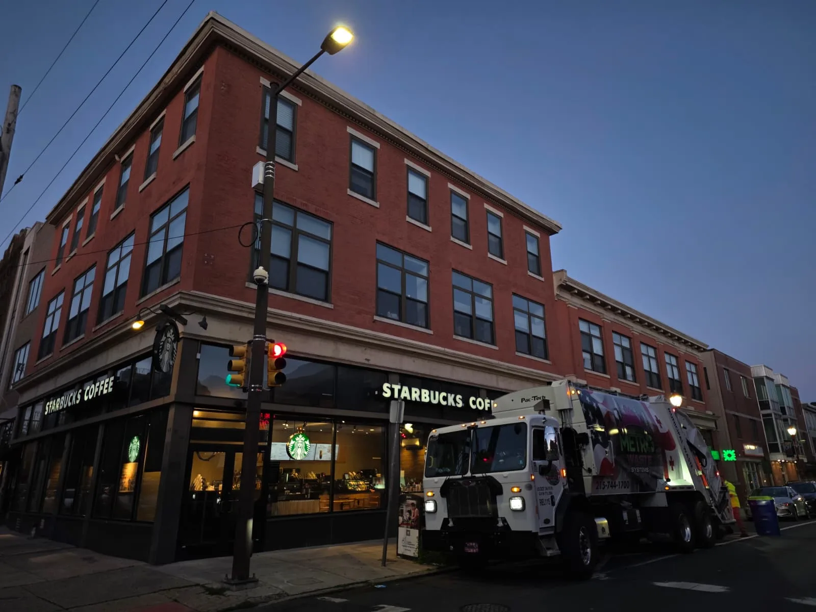 Metro Waste Solutions commercial waste fleet and yard operations in Philadelphia — trucks, containers and dispatch photo 12