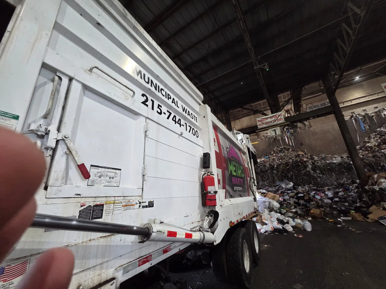 Metro Waste Solutions front-load service in the Philadelphia metro area — real fleet photo 33
