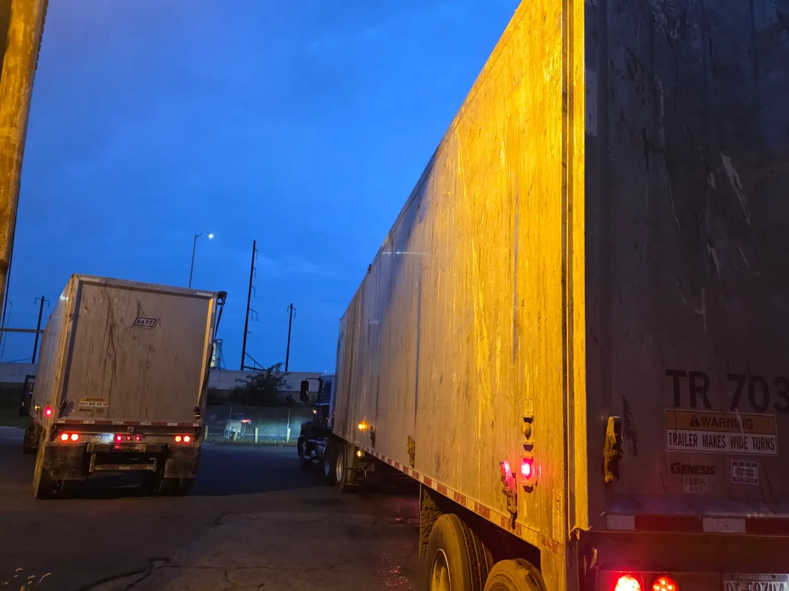 Metro Waste Solutions metro yard in the Philadelphia metro area — real fleet photo 4