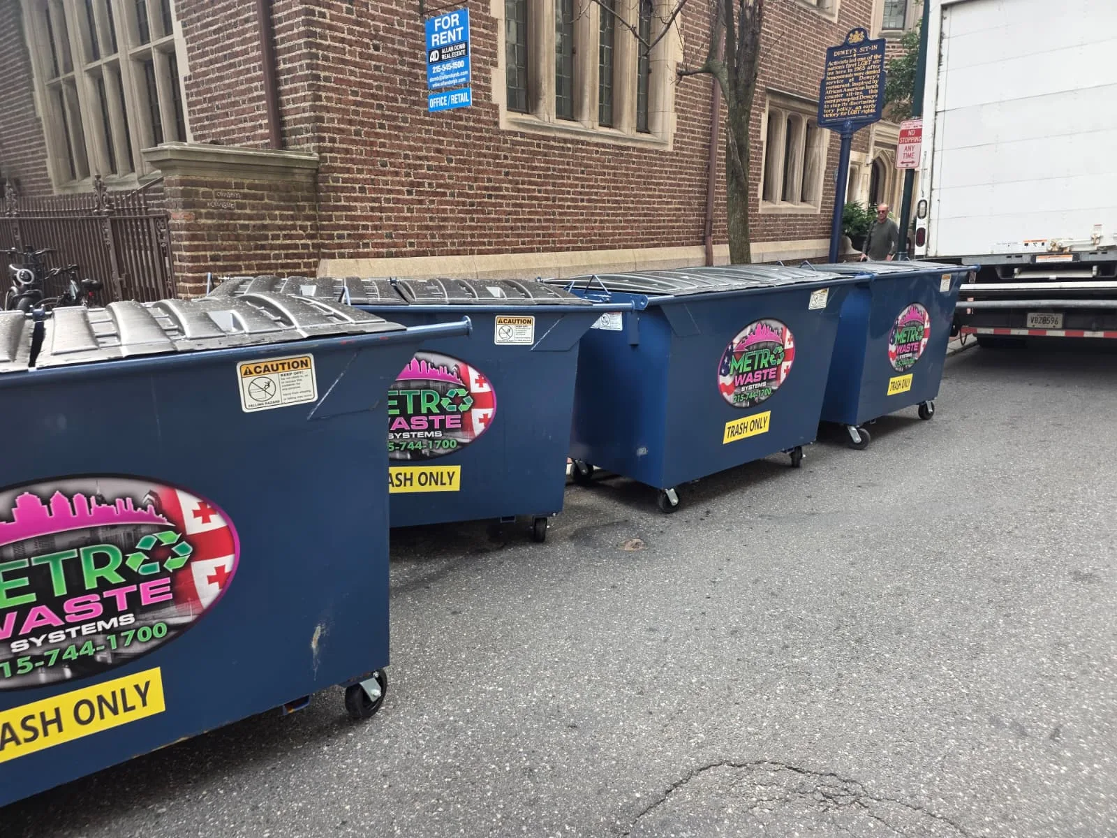 Metro Waste Solutions rear-load collection in the Philadelphia metro area — real fleet photo 5