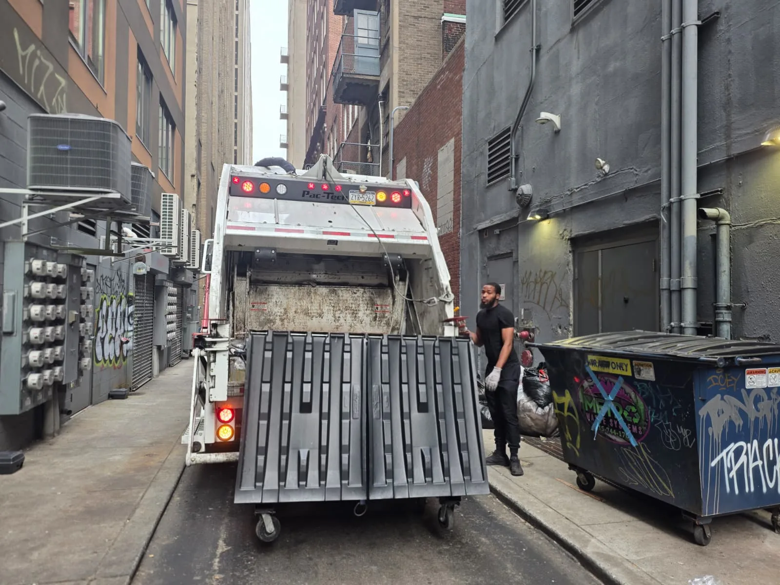Commercial recycling containers for cardboard and commingled materials