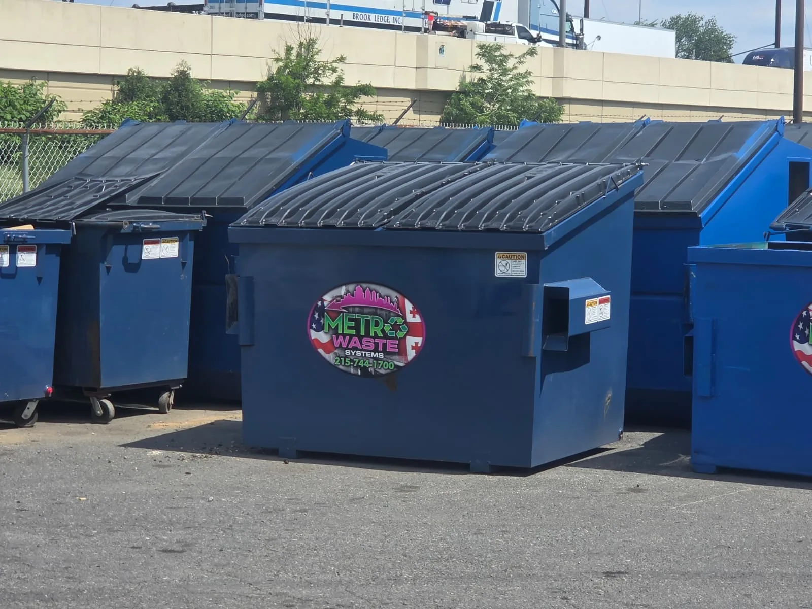 Commercial recycling and cardboard collection operations by Metro Waste Solutions serving Philadelphia businesses — photo 10