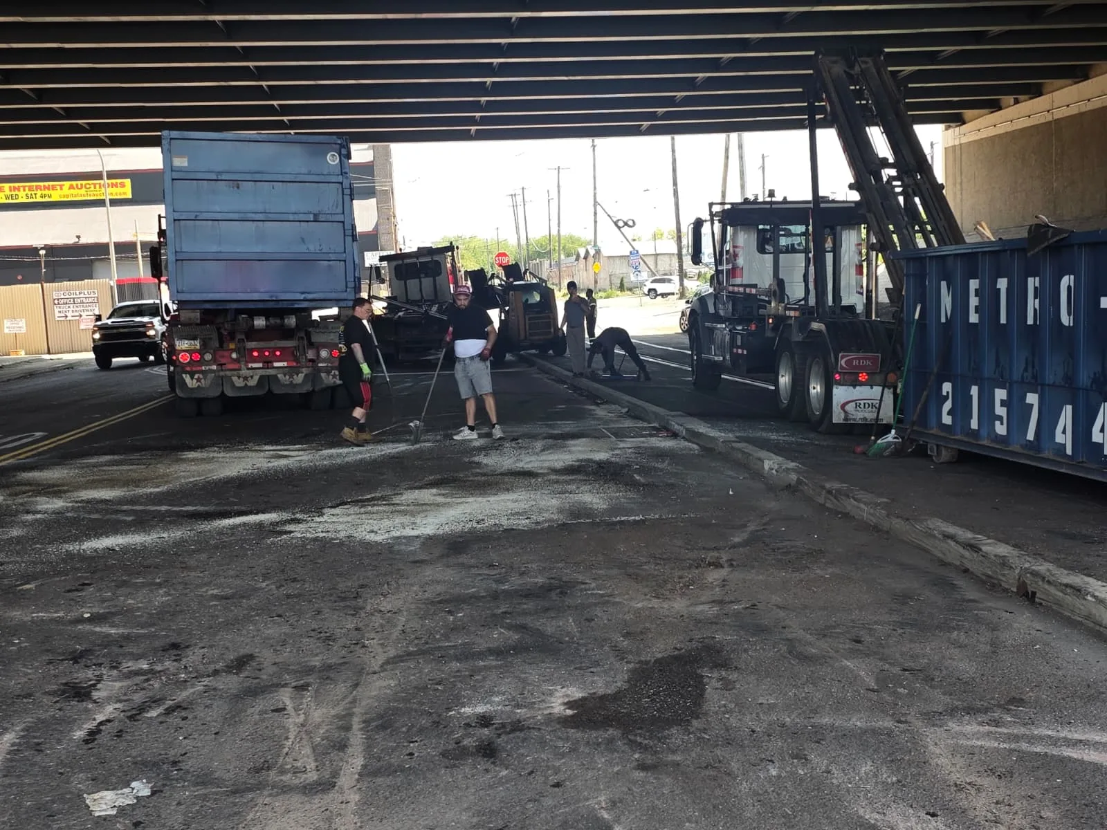 Metro Waste Solutions roll-off delivery in the Philadelphia metro area — real fleet photo 14