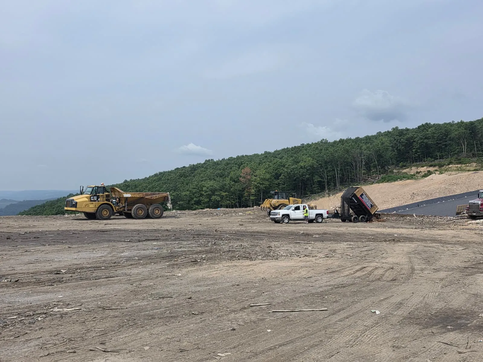 Metro Waste Solutions tipper trailers in the Philadelphia metro area — real fleet photo 6