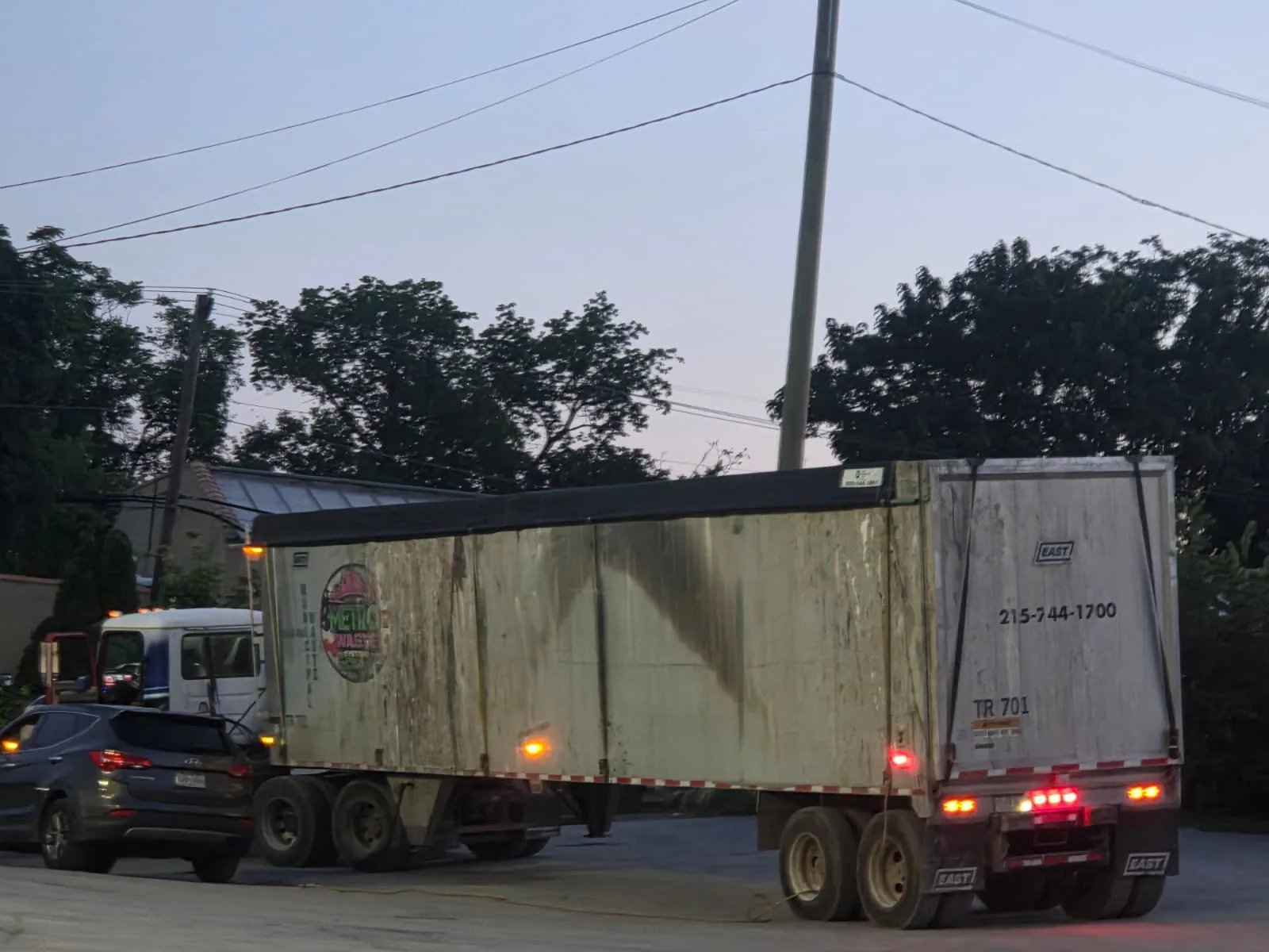 Metro Waste Solutions transfer station in the Philadelphia metro area — real fleet photo 21